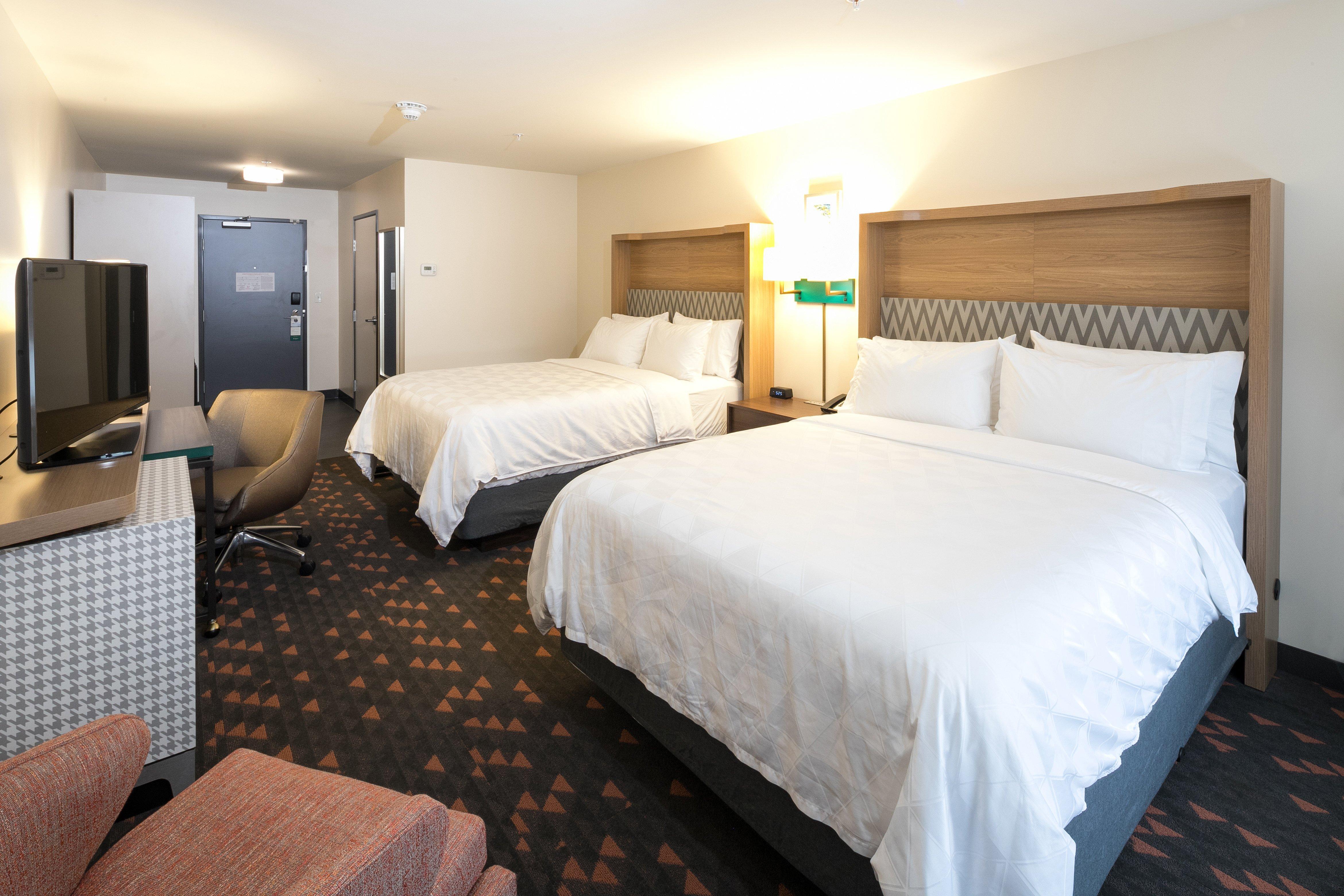 Holiday Inn Hotel & Suites - Mount Pleasant By Ihg Экстерьер фото