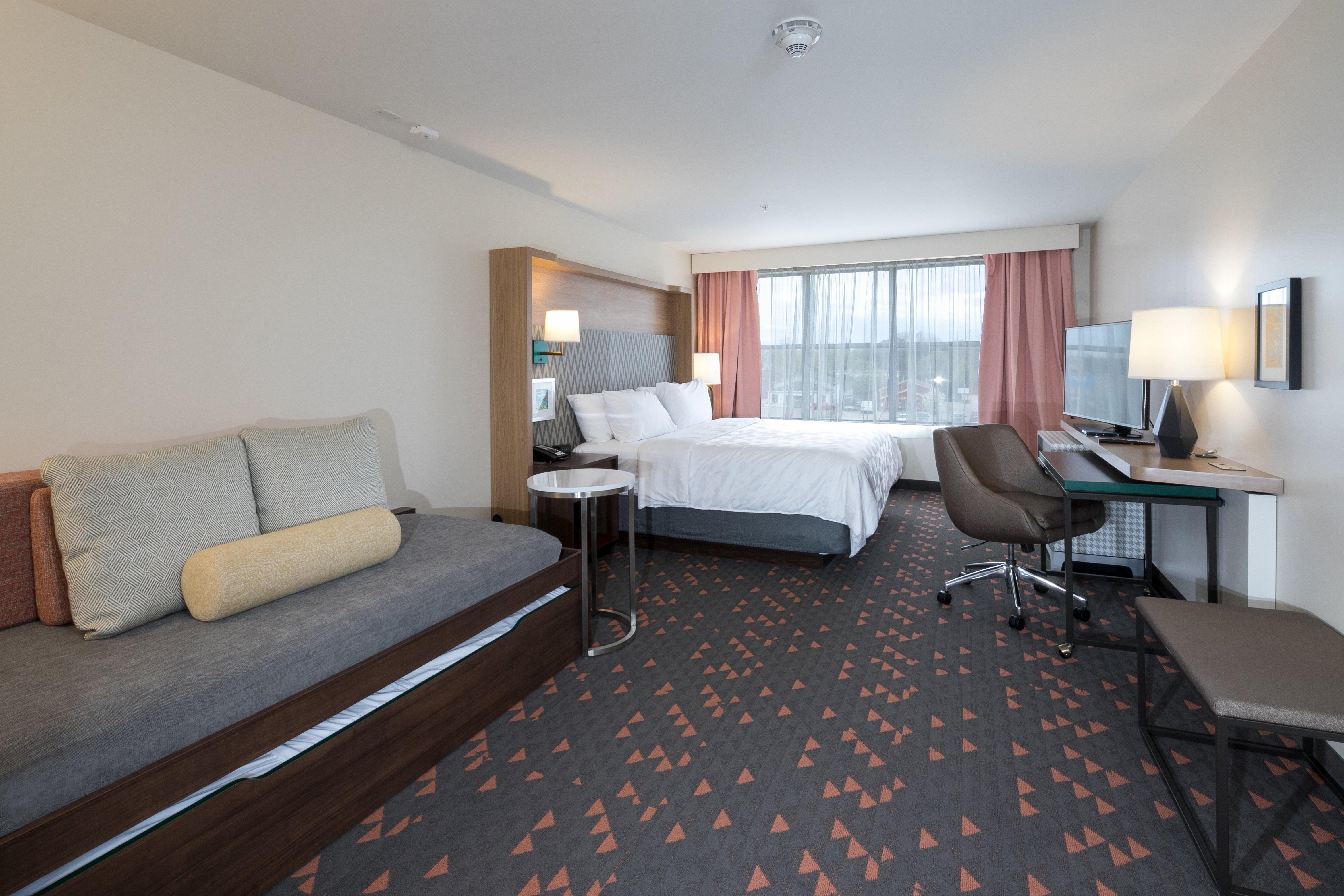 Holiday Inn Hotel & Suites - Mount Pleasant By Ihg Экстерьер фото