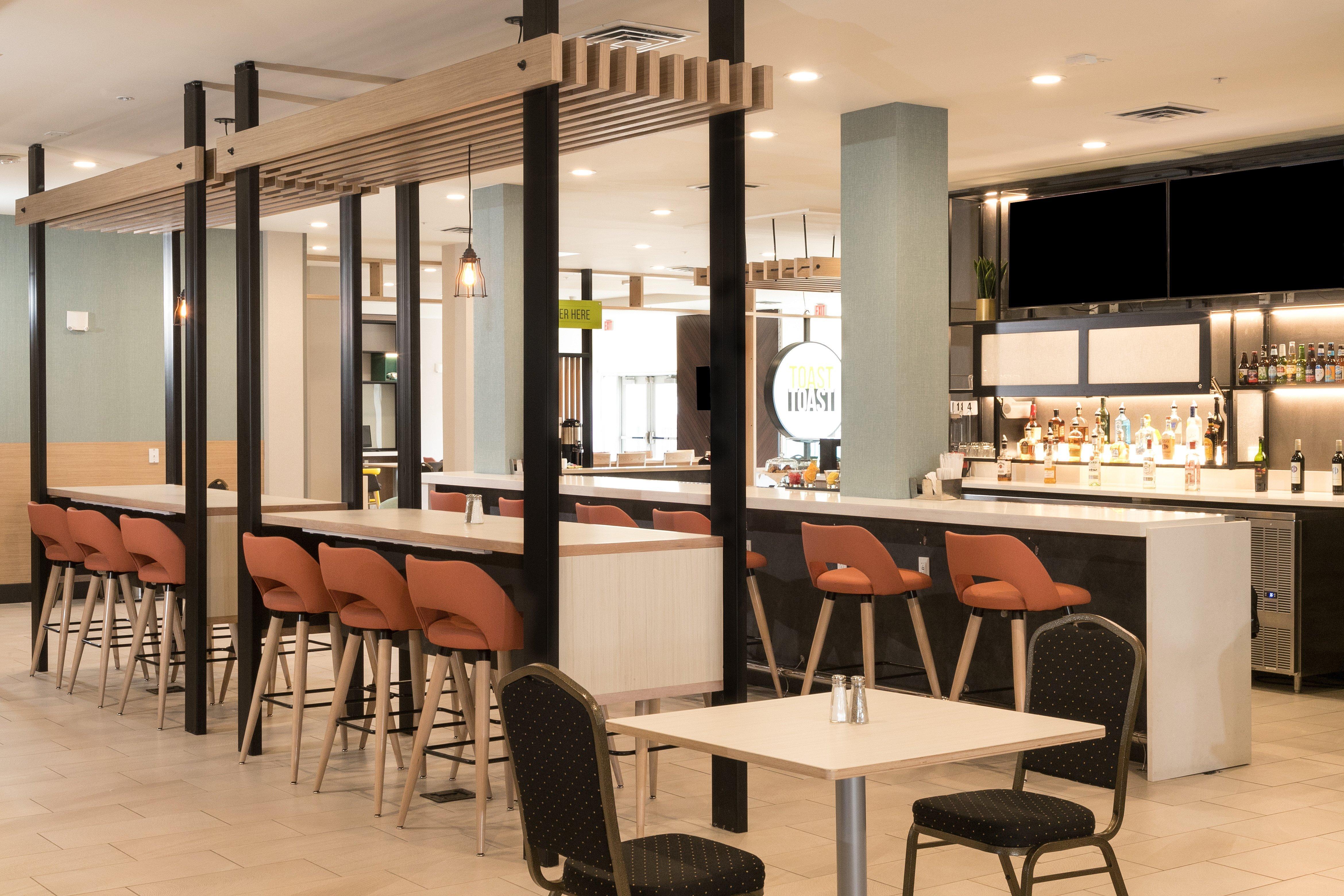 Holiday Inn Hotel & Suites - Mount Pleasant By Ihg Экстерьер фото
