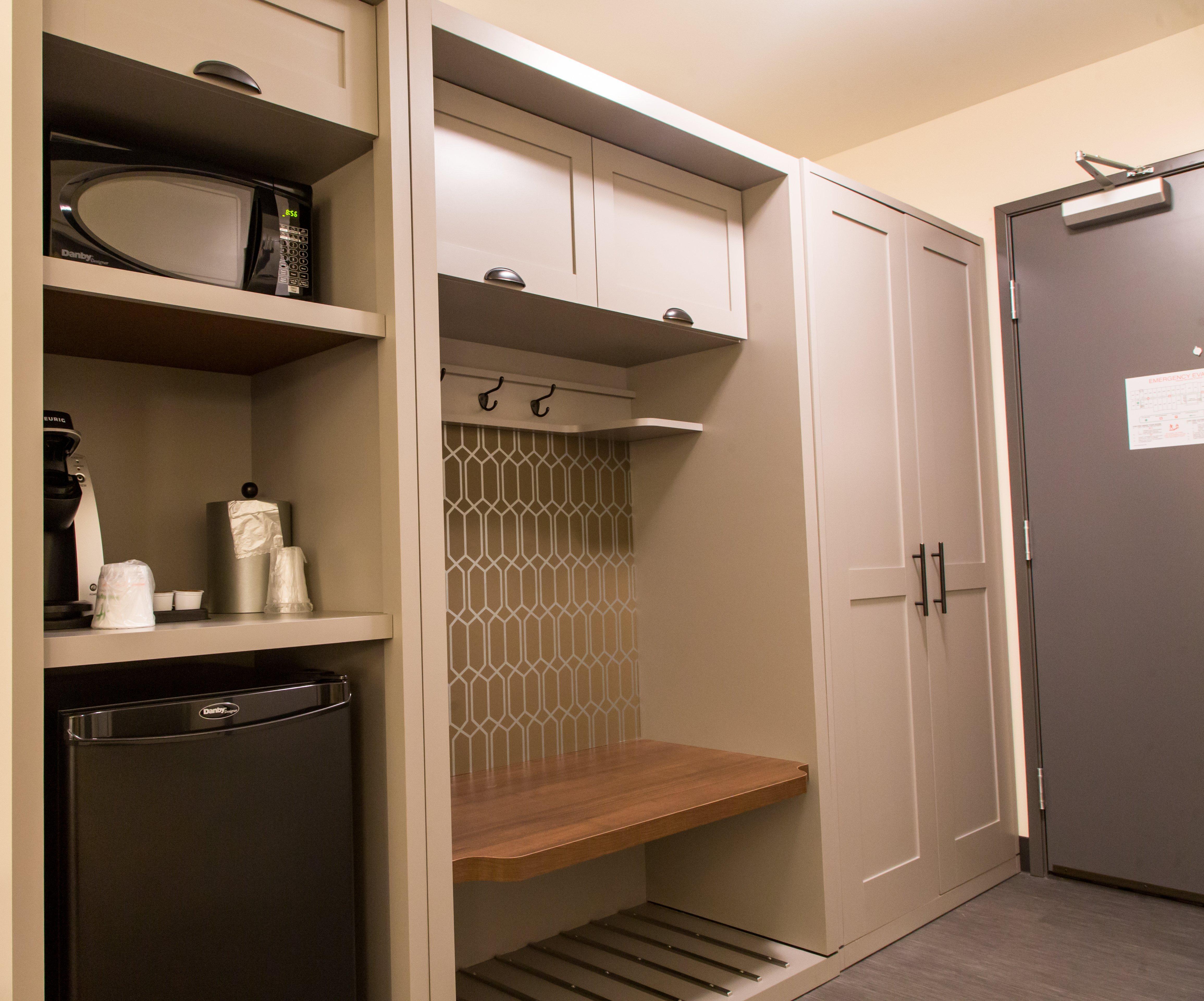 Holiday Inn Hotel & Suites - Mount Pleasant By Ihg Экстерьер фото